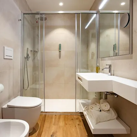 فندق Ariston 3*