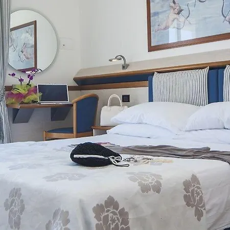 Ariston Hotel